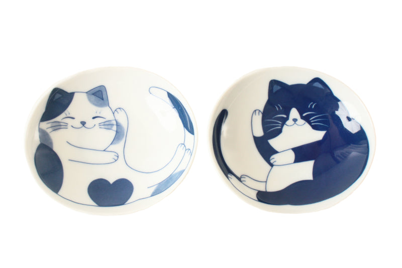 Mino ware Japanese Ceramics Set of two small oval deep plates with two different cat designs(Tuxedo,Calico)