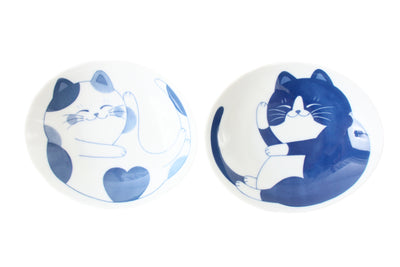 Mino ware Japanese Ceramics Set of two medium oval deep plates with two different cat designs(Tuxedo,Calico)