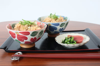 Mino ware Japanese Ceramics  Rice Bowl Red Flowers made in Japan