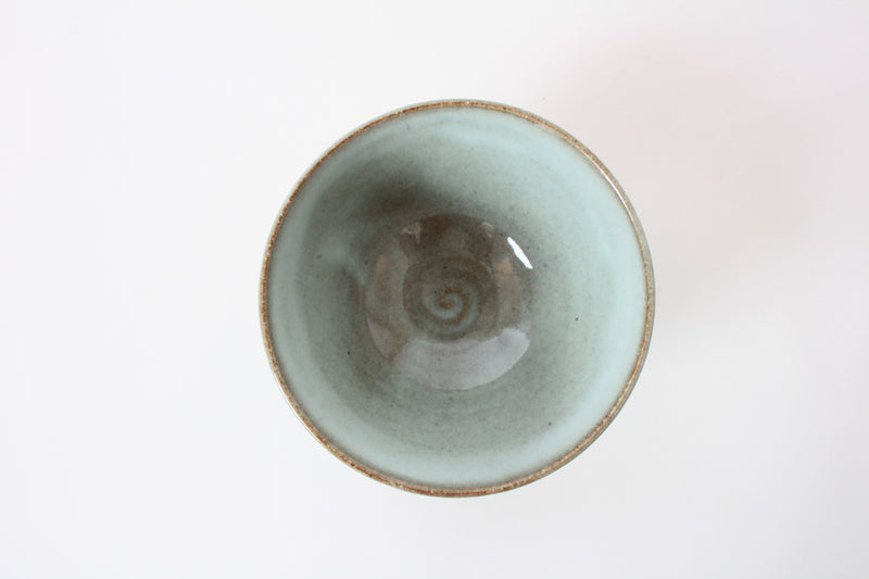 Mino ware Japanese Pottery Rice Bowl Milky White Glaze w/ Green Stripe