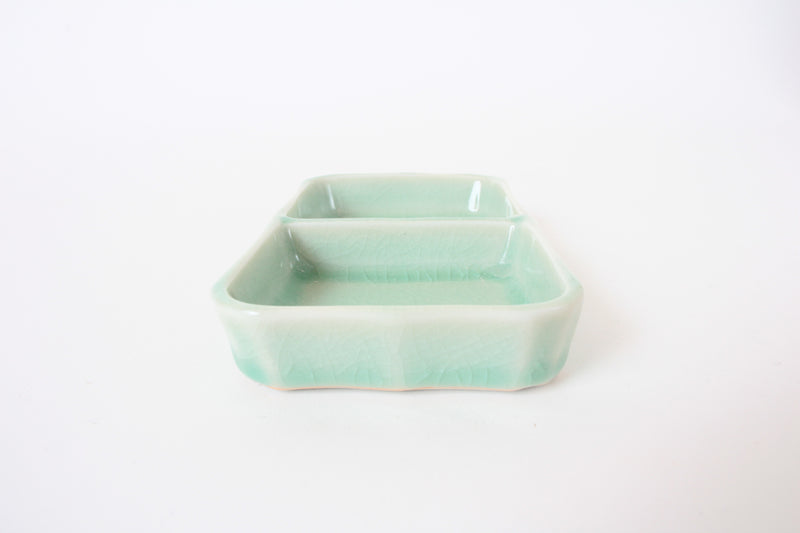Mino ware Japanese Ceramics Two Section Plate Tea Green Color made in Japan (M)