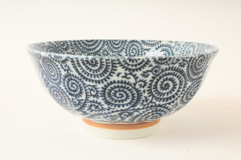 Mino ware Japanese Ceramics Large Rice Bowl Indigo Karakusa made in Japan