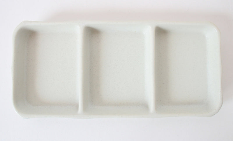 Mino ware Japanese Ceramics Three Section Plate Pearl White made in Japan (L)