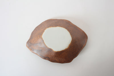 Mino ware Japanese Ceramics Leaf Shaped Small Bowl Brown Accented With Yellow