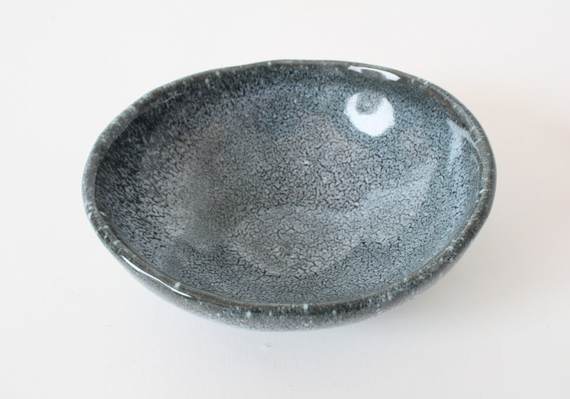 Mino ware Japanese Ceramics Small Round Bowl Crackle Pattern Blue Gray in Japan