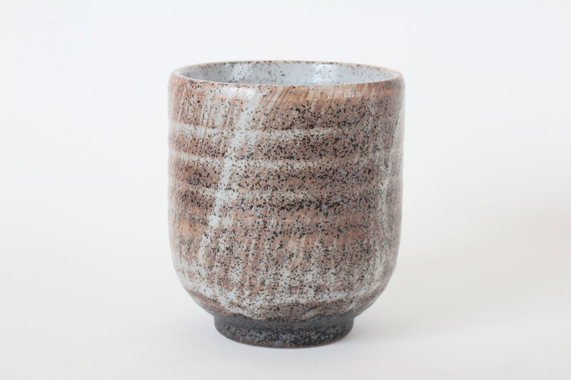 Mino ware Japanese Sushi Yunomi Chawan Tea Cup Brushed Brown on White