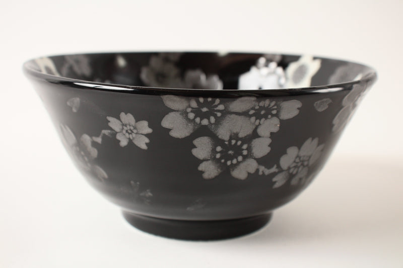 Mino ware Japanese Large Rice Bowl Cherry Blossom Flowers Black