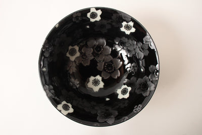 Mino ware Japanese Large Rice Bowl Cherry Blossom Flowers Black