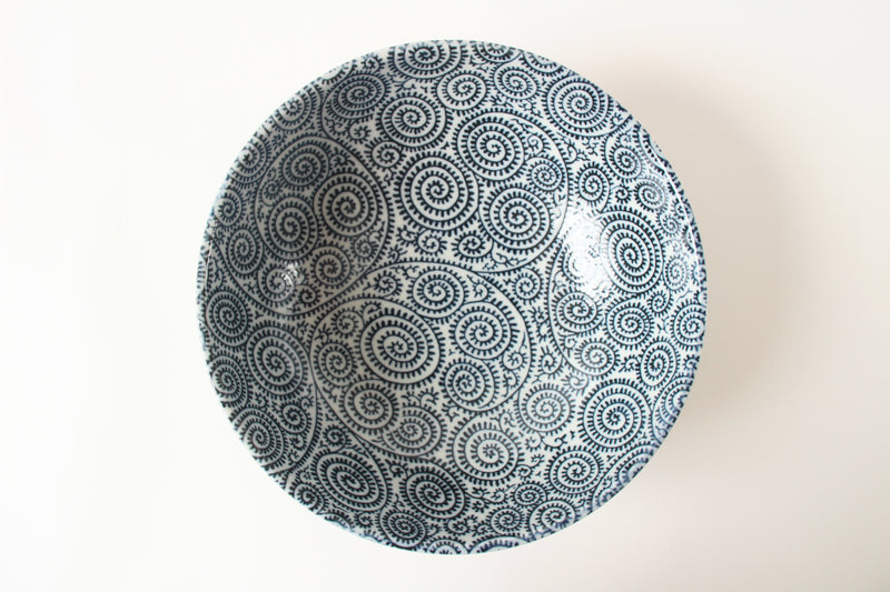 Mino ware Japan Ceramics Large & Wide Noodle Bowl Karakusa Pattern ( 1000ml )