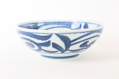 Mino ware Japanese Ceramics Large and Wide Noodle Donburi Bowl Indigo grass pattern (1000ml)