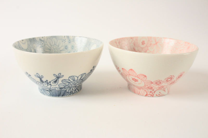 Mino ware Japanese Ceramics Rice Bowl Full of Flowers Blue & Pink made in Japan