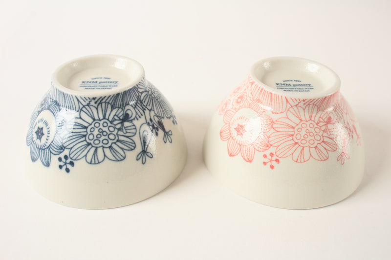 Mino ware Japanese Ceramics Rice Bowl Full of Flowers Blue & Pink made in Japan