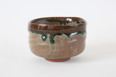 Mino ware Japanese Pottery Tea Ceremony Matcha Bowl, Ash-yellow spotted green glaze flowing, Brown, Made in Japan