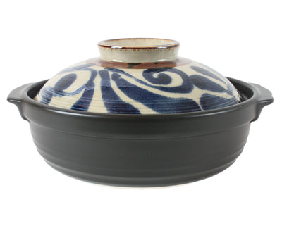 Mino ware Japanese Pottery Clay Pot Donabe (8.5inch) Karakusa Blue Lid, Black pot, Made in Japan