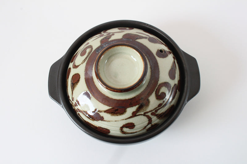 Mino ware Japanese Pottery Clay Pot Donabe (Small) Karakusa Brown Lid, Black Pot, Made in Japan