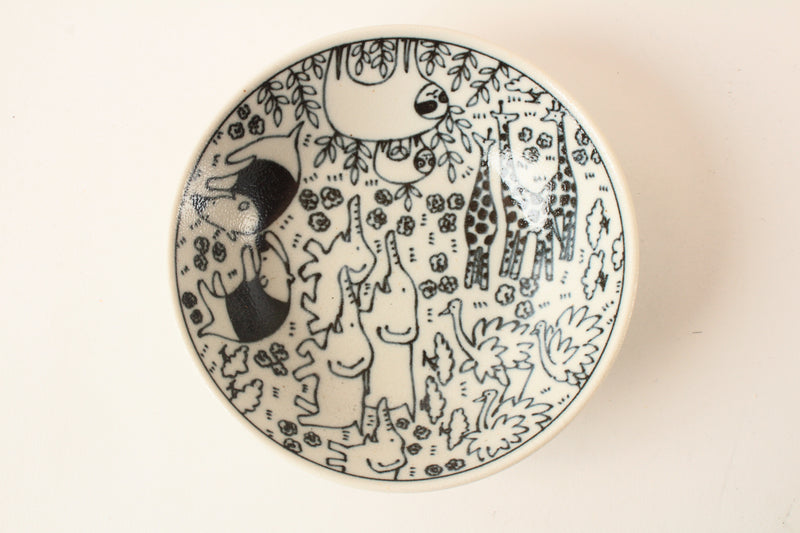 Mino ware Japan Ceramics 5.4inch Round Deep Plate Wild Animals made in Japan