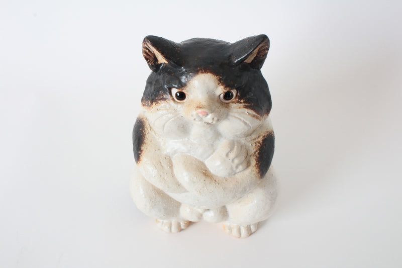 Shigaraki ware Japanese Ceramic Statue Cat Folding Arms made in Japan