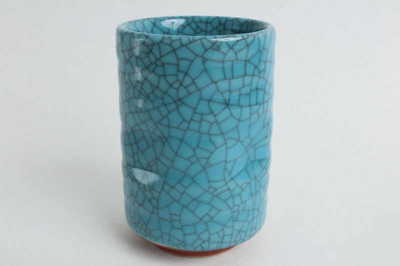 Mino ware Japanese Pottery Yunomi Chawan Tea Cup Sky Blue Crackled Dimpled