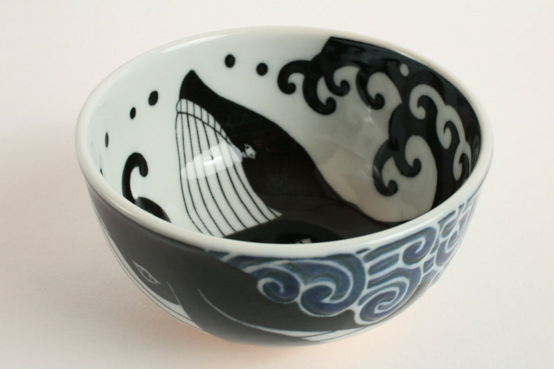 Mino ware Japanese Ceramics Large Rice Bowl Blue Whale & Waves made in Japan