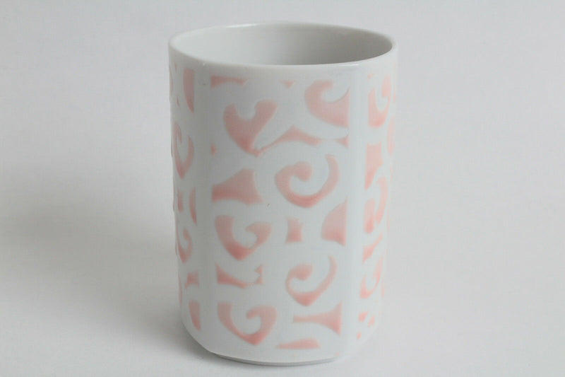 Mino ware Japanese Pottery Yunomi Chawan Tea Cup Pink Heart Pattern Pentagonal