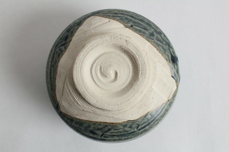 Mino ware Japanese Pottery Tea Ceremony Matcha Bowl Prussian Blue Glaze Stripe