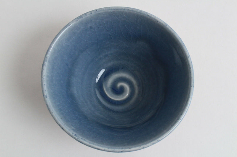 Mino ware Japanese Pottery Rice Bowl Sky Blue Glaze on Orange Crackled