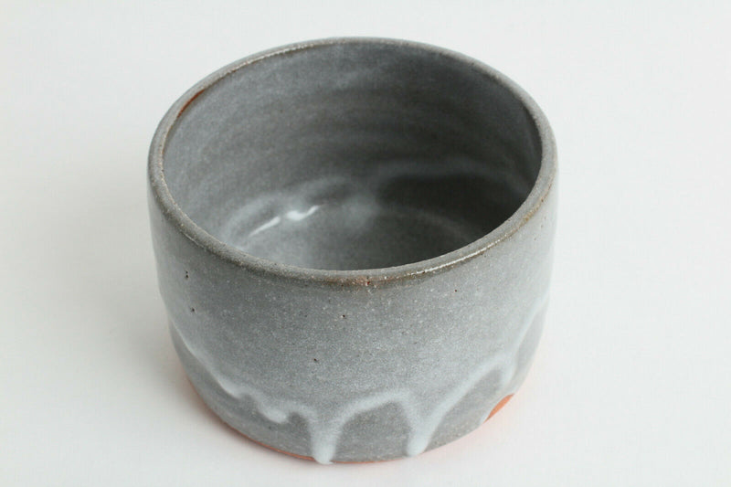 Mino ware Japanese Pottery Mini Matcha Bowl Gray w/ White Glaze Straight