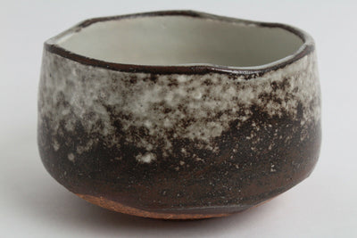 Mino ware Japanese Pottery Tea Ceremony Matcha Bowl White Powder on Dark Brown