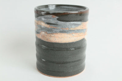 Mino ware Japanese Yunomi Chawan Tea Cup Charcoal Gray & Salmon Pink Brushed