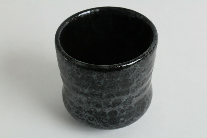 Mino ware Japanese Sushi Yunomi Chawan Wide Tea Cup Kokuyu-yohen Black