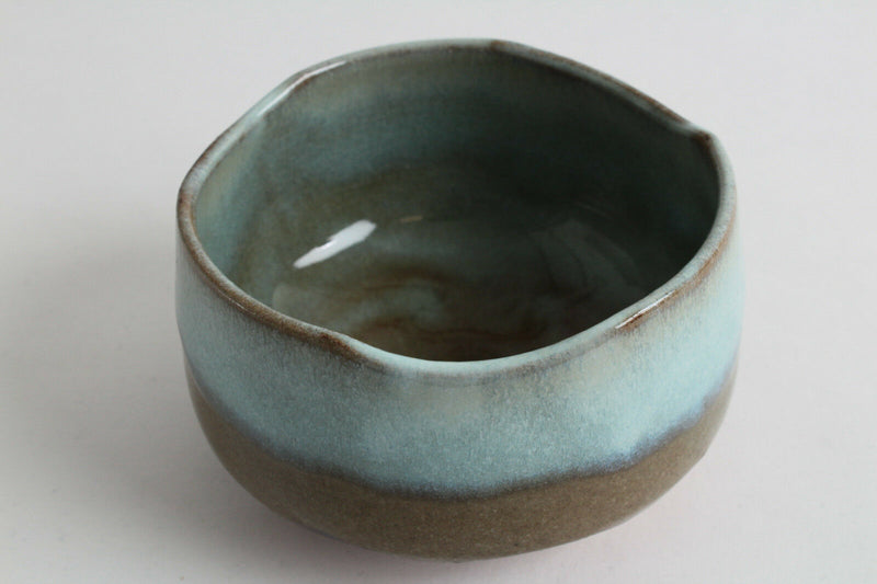 Mino ware Japan Pottery Tea Ceremony Matcha Bowl Sky Blue Glaze on Moss Green