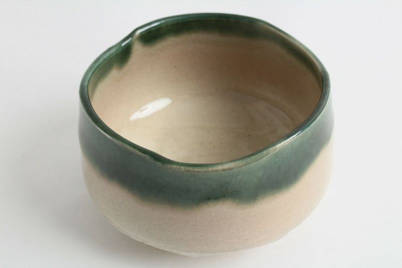 Mino ware Japan Pottery Tea Ceremony Matcha Bowl Crackled Green Glaze & Beige