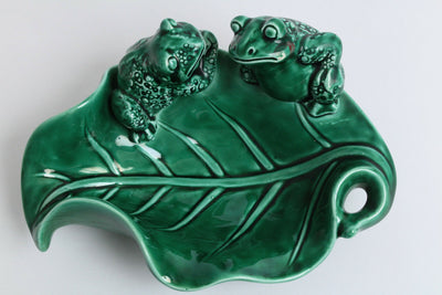 Seto ware Japanese Ceramics Accessory Tray Two Frogs on Leaf Green made in Japan