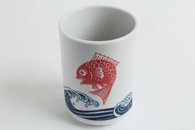 Mino ware Japanese Sushi Yunomi Chawan Tea Cup Red Sea Bream and Big Blue Wave