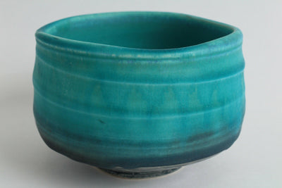 Mino ware Japanese Pottery Tea Ceremony Matcha Bowl Turquoise Blue Crackled
