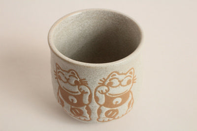 Mino ware Japan Sushi Yunomi Chawan Tea Cup Manekineko Twins White Barrel-shaped