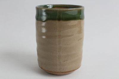 Mino ware Japanese Large Sushi Yunomi Chawan Tea Cup Green Glaze on Beige