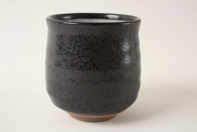 Mino ware Japan Sushi Yunomi Chawan Chubby Tea Cup Matte Black Barrel Shape