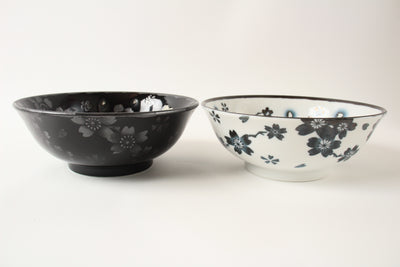 Mino ware Japanese Pair Ramen Noodle Donburi Bowl Black & White Cherry Blossom Flowers made in Japan