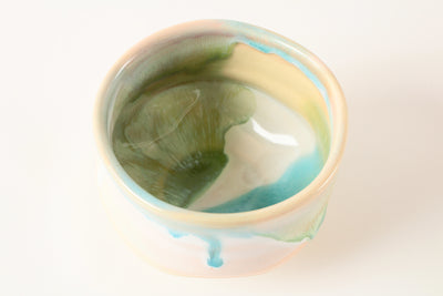 Mino ware Japanese Pottery Matcha Bowl Creamy Beige w/Green Glaze