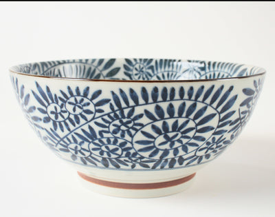 Mino ware Japan Ceramics Ramen Noodle Donburi Bowl Indigo Karakusa Pattern